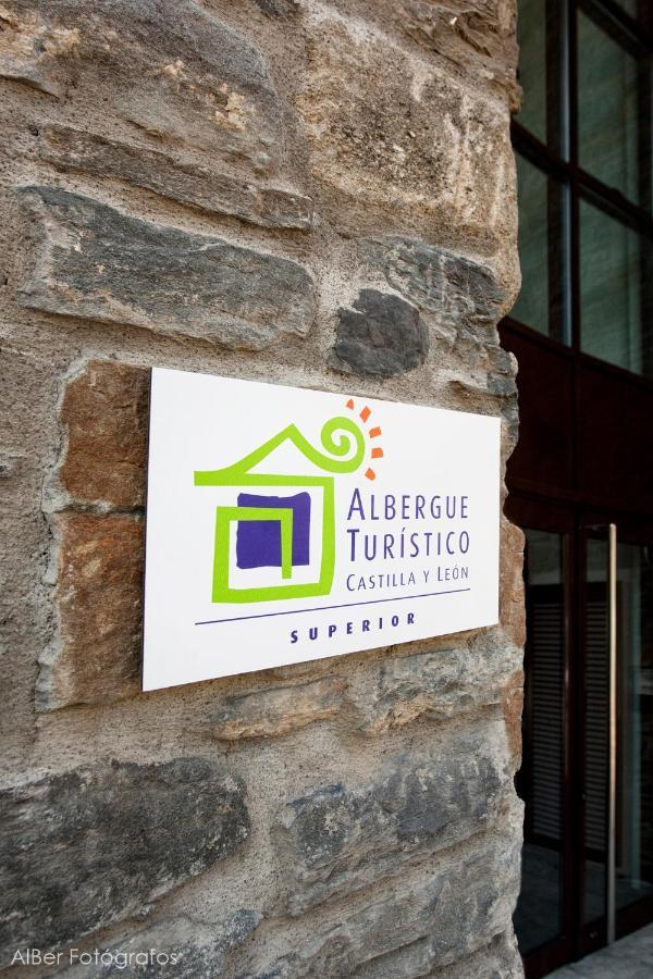 Albergue Francisco Giner De Los Rios Villablino Buitenkant foto
