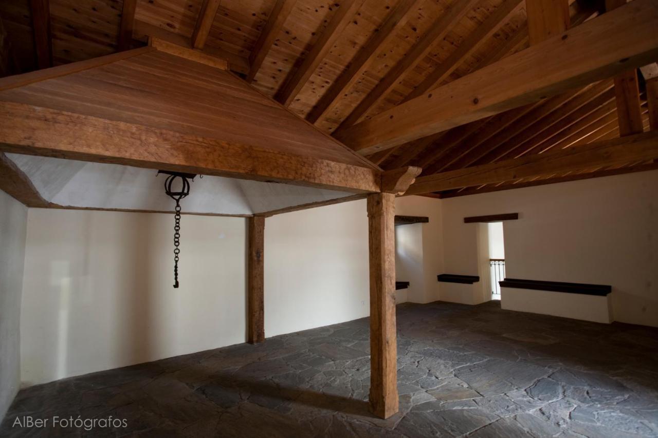 Albergue Francisco Giner De Los Rios Villablino Buitenkant foto