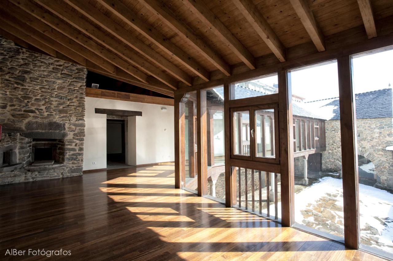 Albergue Francisco Giner De Los Rios Villablino Buitenkant foto